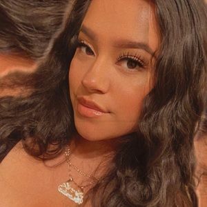 Meet your Posher, Daniela